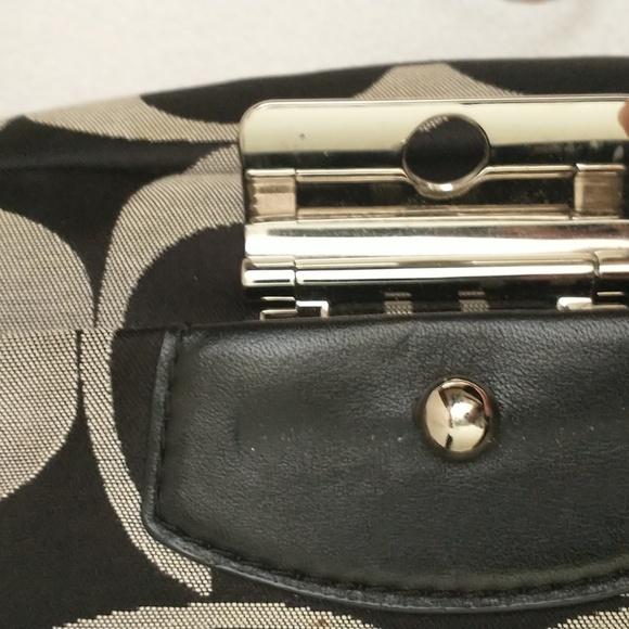 Coach Handle and Crossbody Bag - Picture 10 of 16